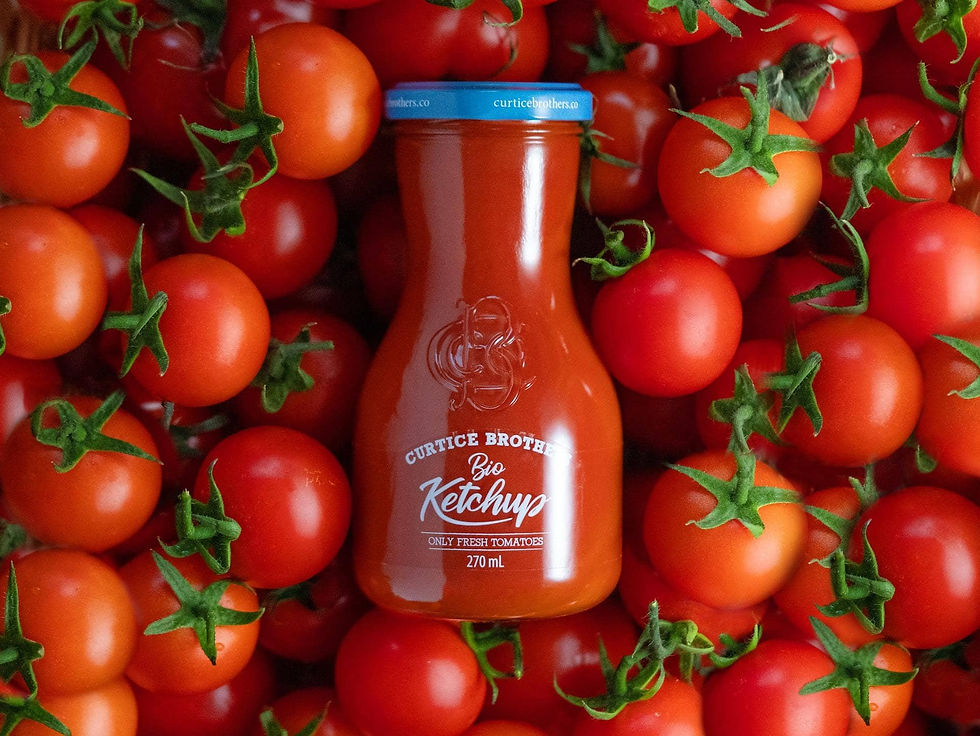 ketchup-homemade-in-glass-bottle