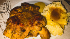 Fried-Chicken-Thighs-in-Garlic-Sauce 