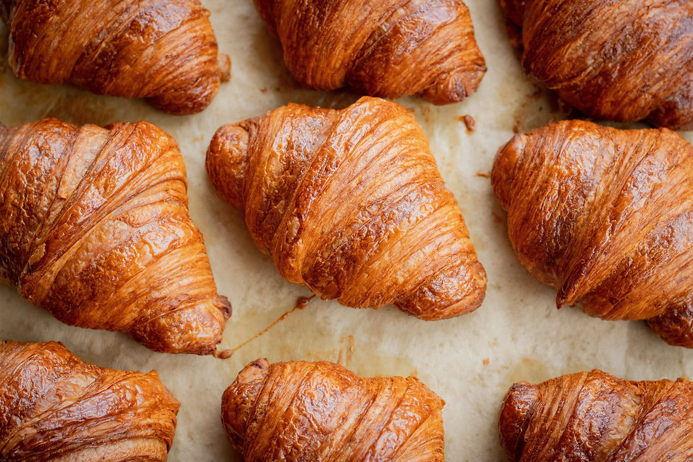 croissants-pastry-on-table