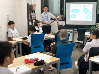 個別だけど、みんなで学ぶ時もあります