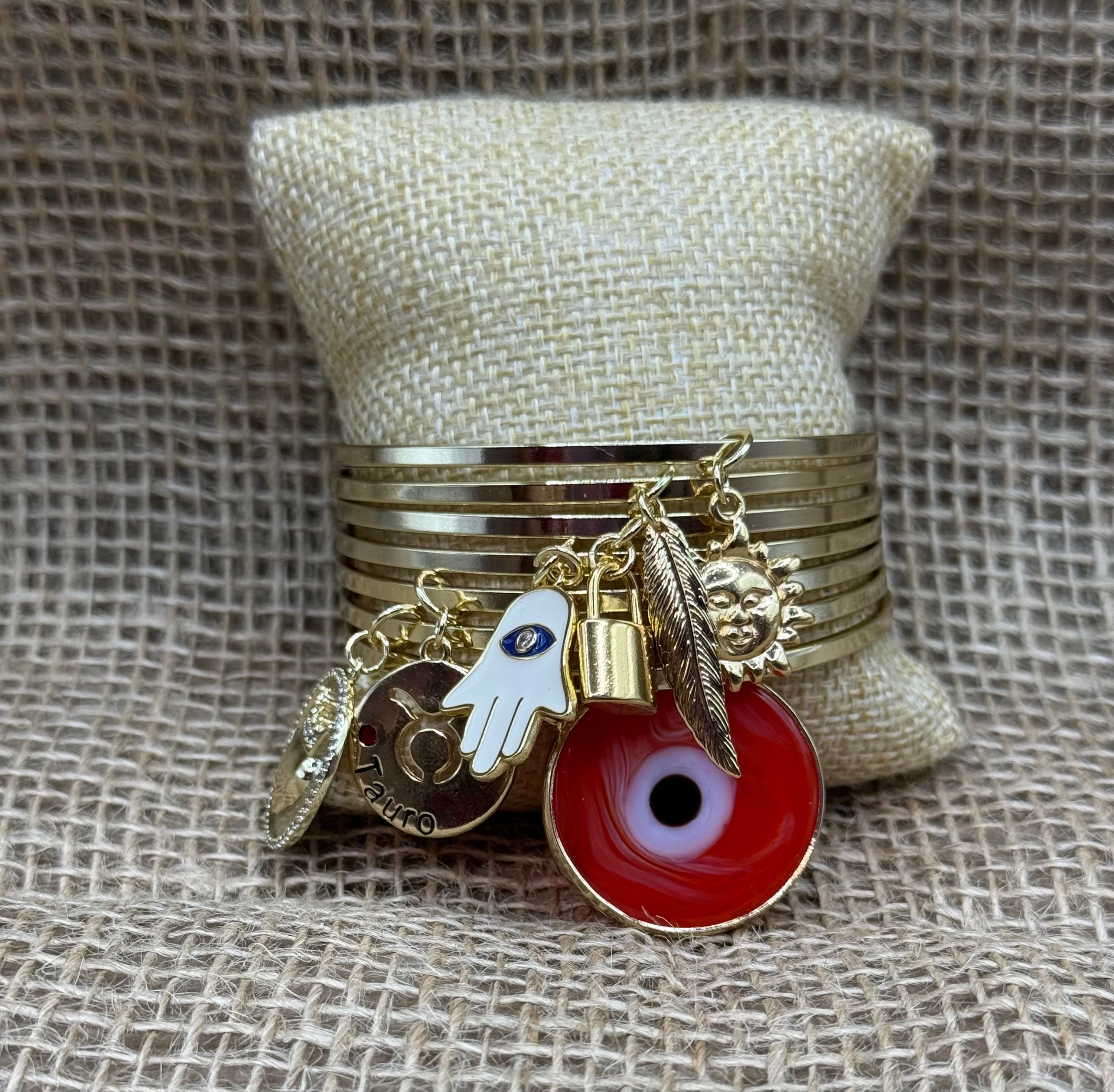 Tauro Noris (signo zodiacal)