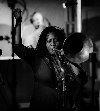 HANNABIELL & THE MIDNIGHT BLUE COLLECTIVE