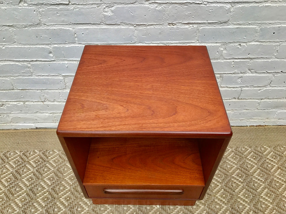 Miniature : G-PLAN BEDSIDE TABLE E.GOMME LTD