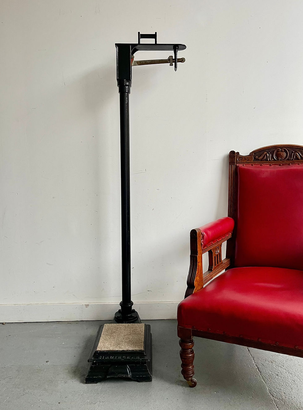 Miniatura: Antique Floor Weighing Scales