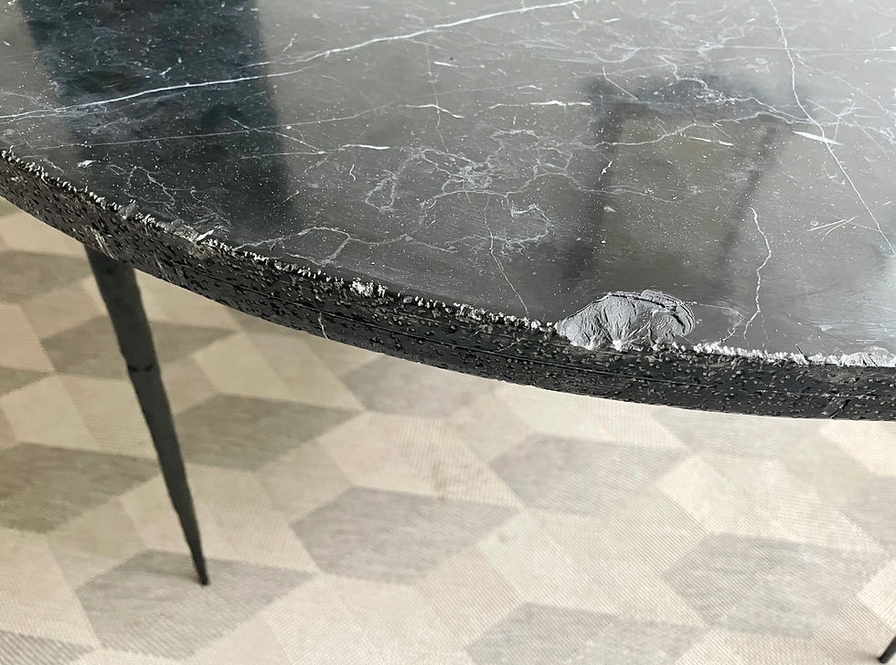Miniature : Round Large Black Marble Dining Table