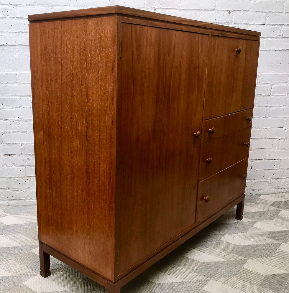 Miniatura: Vintage Retro Large Sideboard Cupboard Wardrobe #722