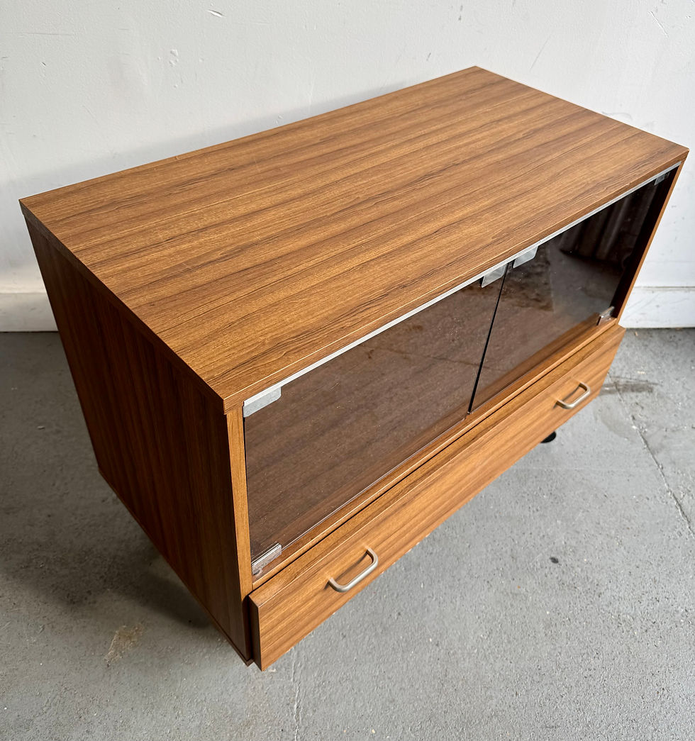Miniatura: Vintage TV Video Cabinet with Glass Doors