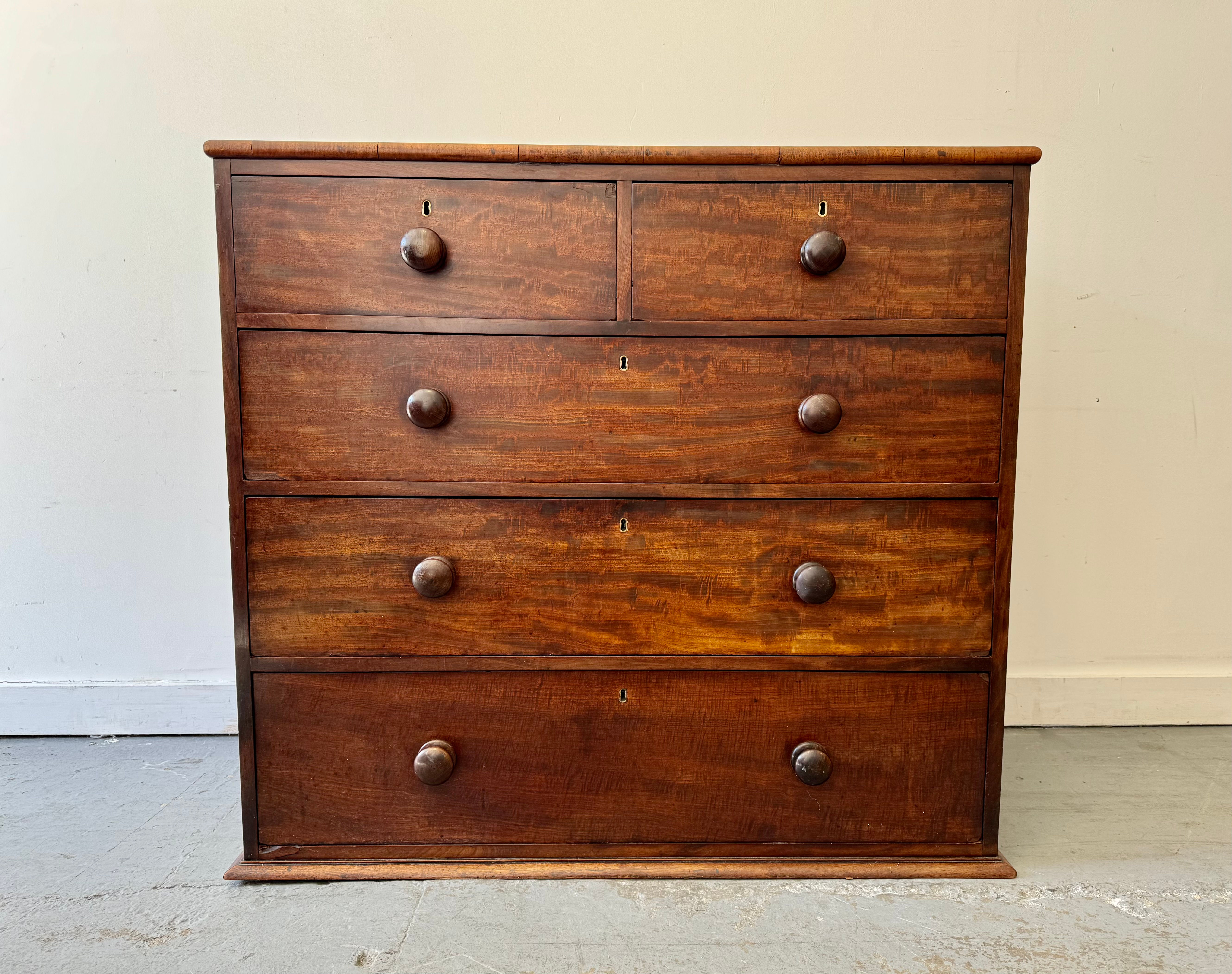 Victorian Mahogany Chest of Bedroom Drawers
