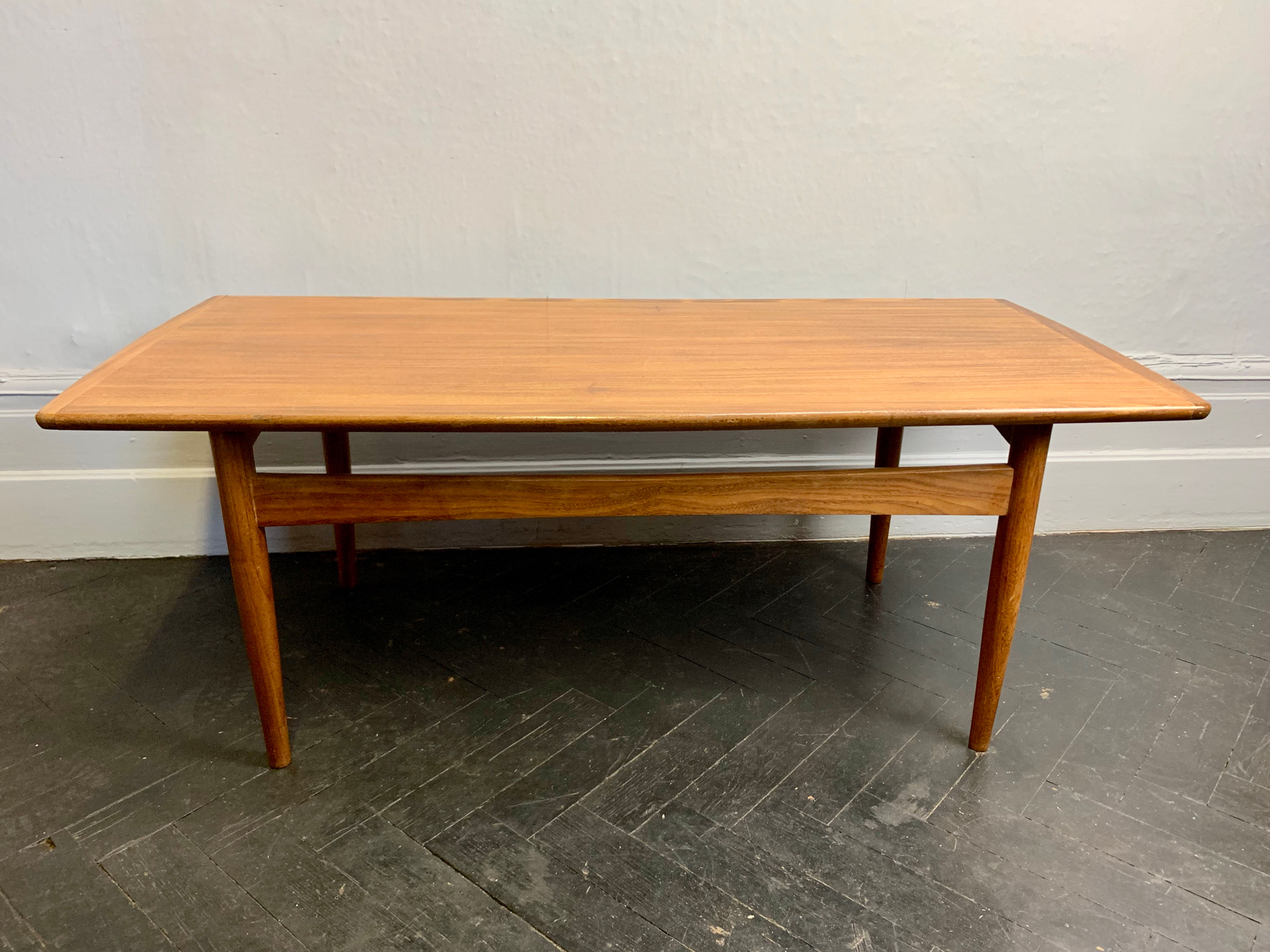 Vintage Teak Coffee Table #984