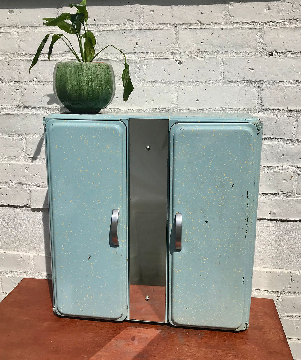 Miniatura: Vintage Bathroom Medicine Cabinet Metal #800