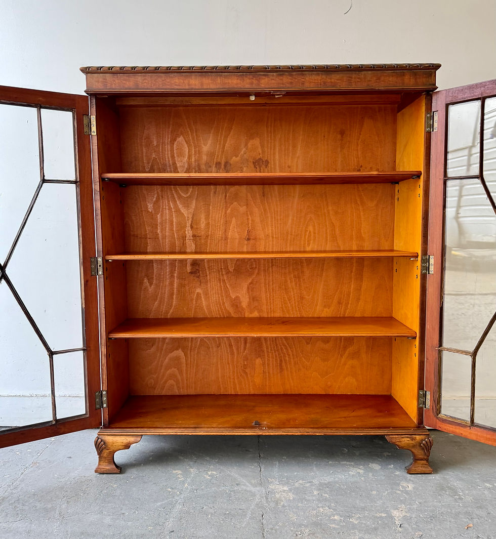 Miniatura: openVintage Georgian Style Glass Display Cabinet