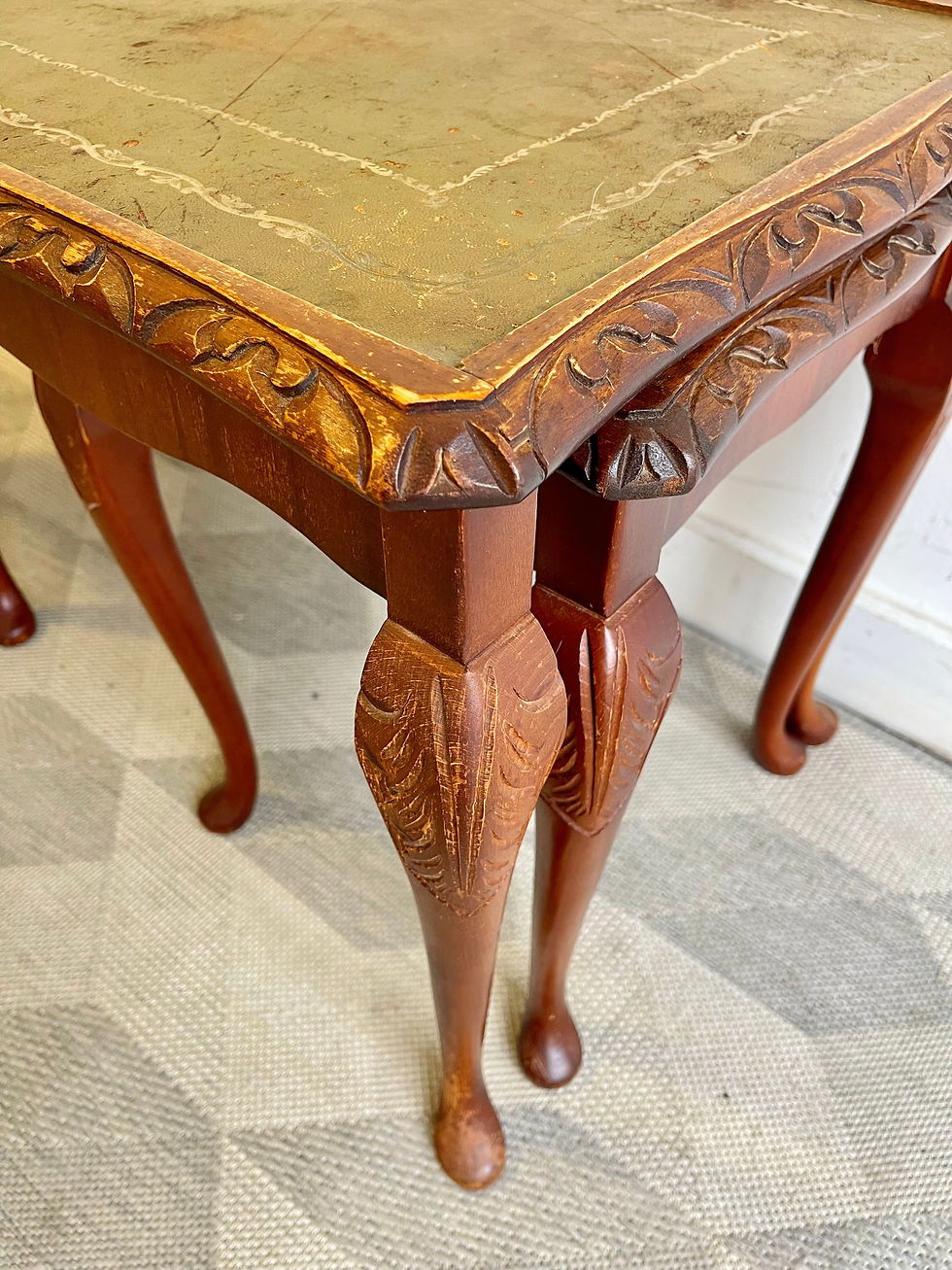 Miniatura: Set of 3 Vintage Nesting Tables