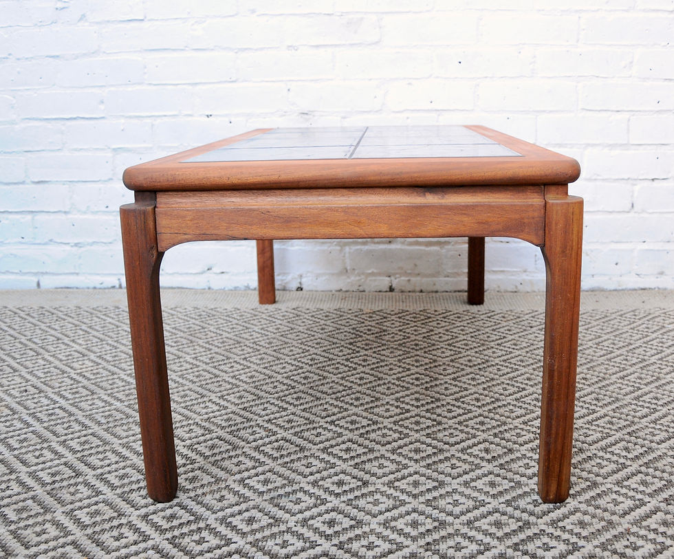 Miniatura: TILED COFFEE TABLE