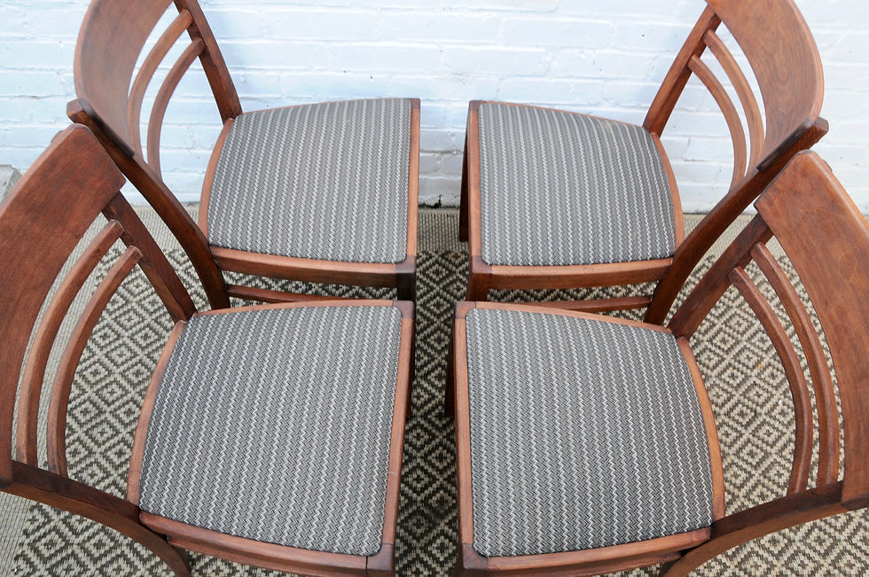 Miniature : SET OF 4 OAK VINTAGE DINING CHAIRS