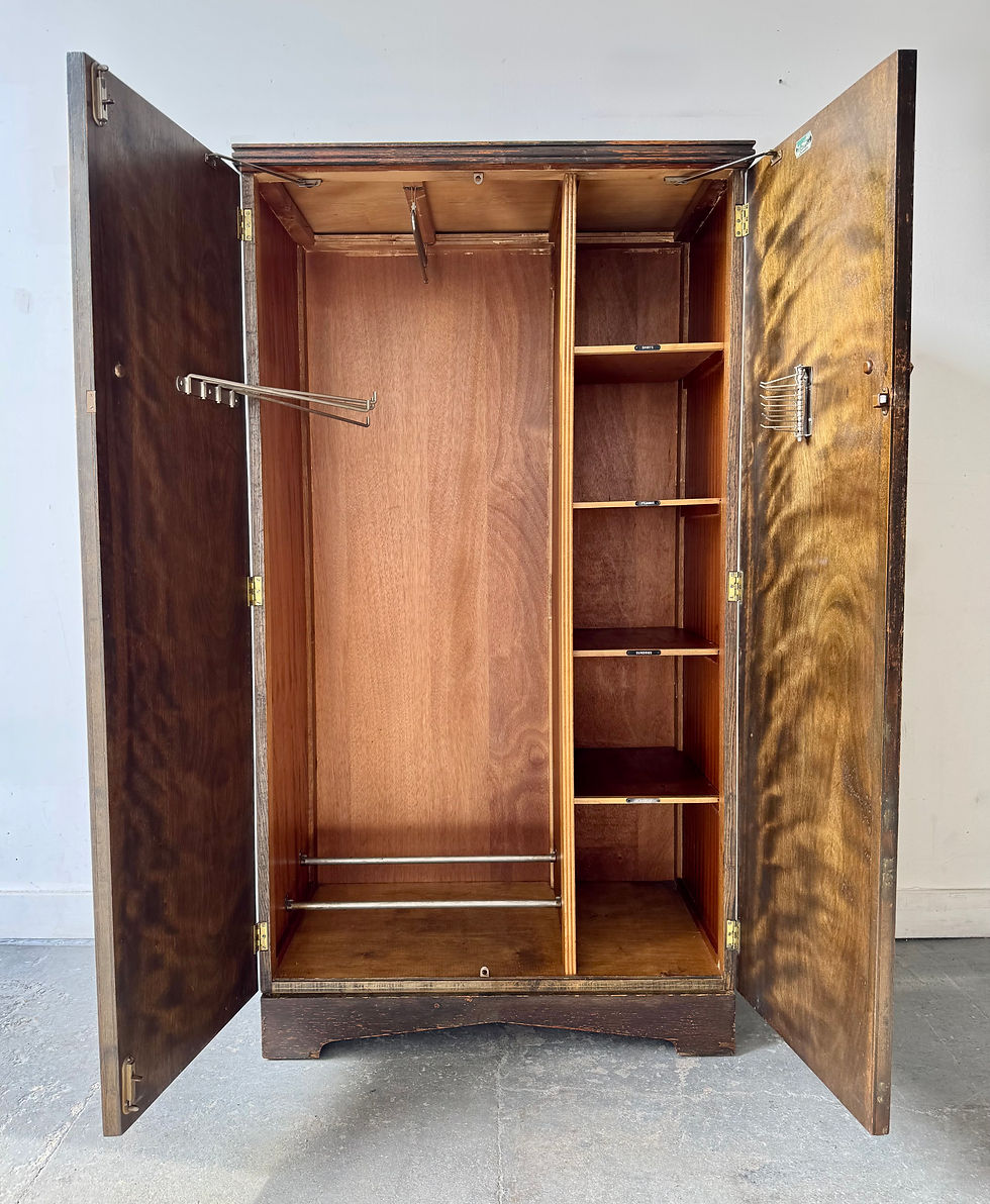 Miniature : Vintage Gentlemans Oak Wardrobe