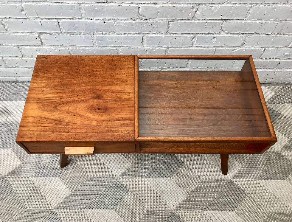 Miniatura: Mid Century Teak Coffee Table with Drawer #859