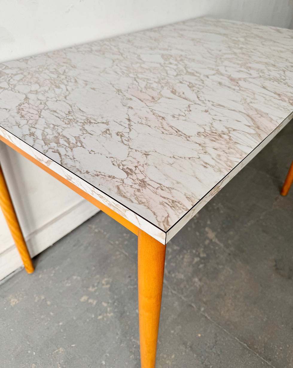 Miniatura: Vintage Formica Kitchen Dining Table