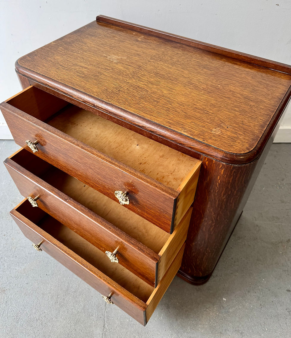 Miniatura: Art Deco Chest of Drawers top open