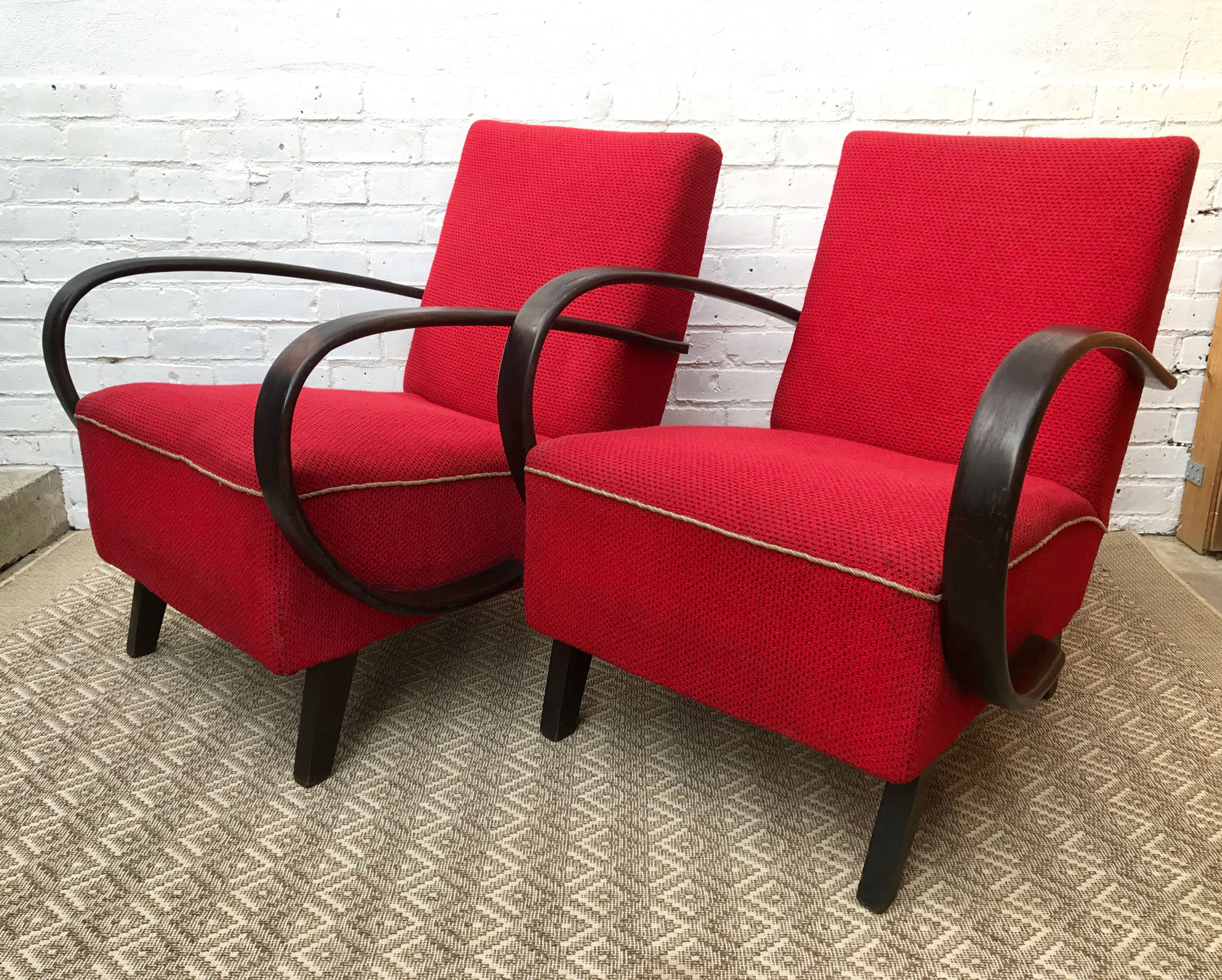 PAIR OF DECO ARMCHAIRS JINDRICH HALABALA