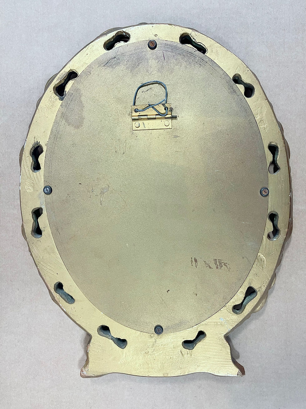 Thumbnail: Vintage Oval Mirror with Carved Gold Frame