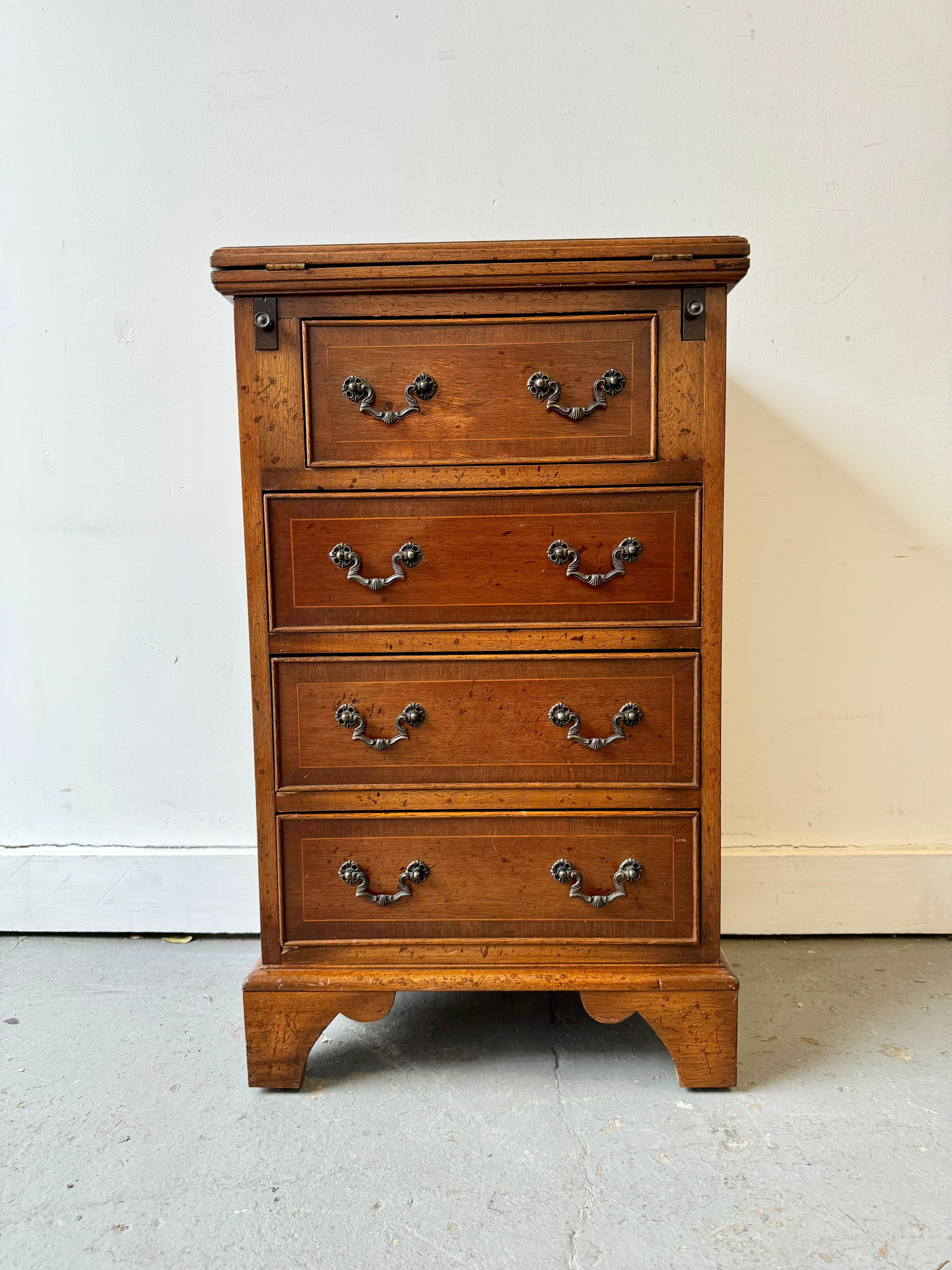 Small Antique Bachelors Chest of Drawers front