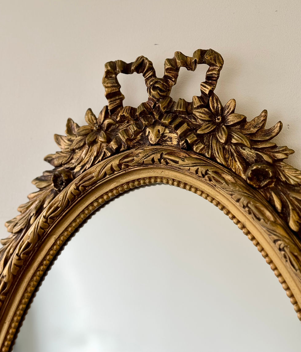 Miniatura: Vintage Oval Gilt Mirror