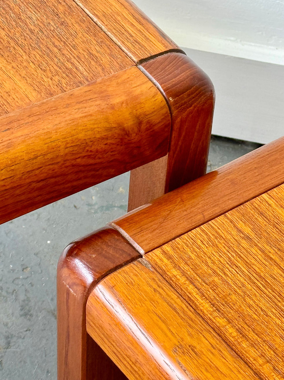 Miniature : Pair of Vintage Teak Danish Nesting Tables