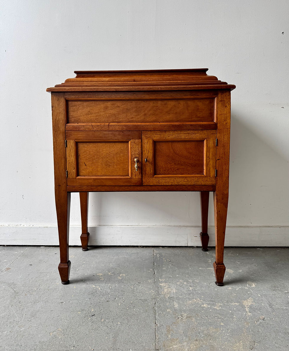 Arts and Crafts Mahogany Cabinet front