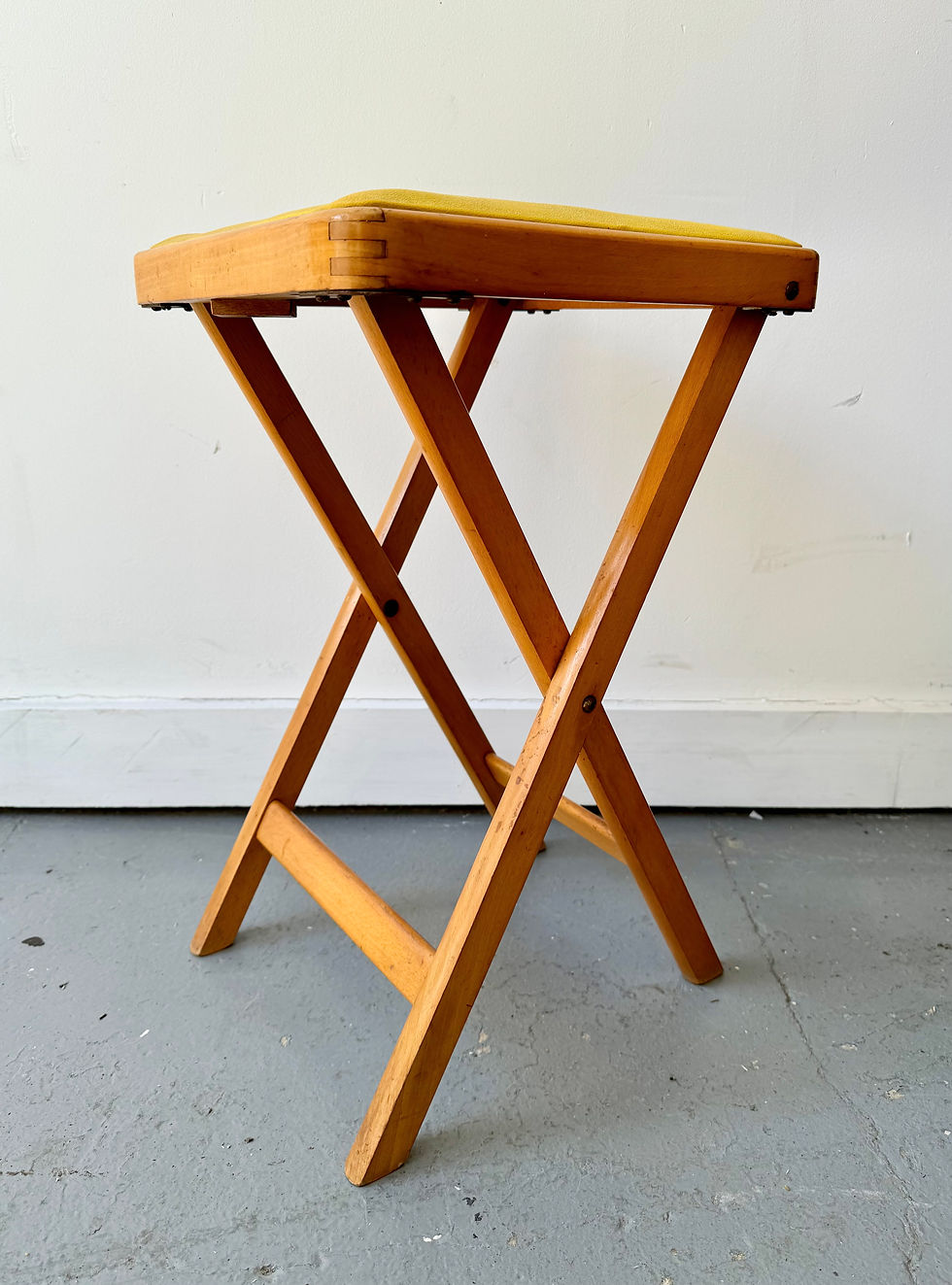 Miniature : Vintage Folding Yellow Stool