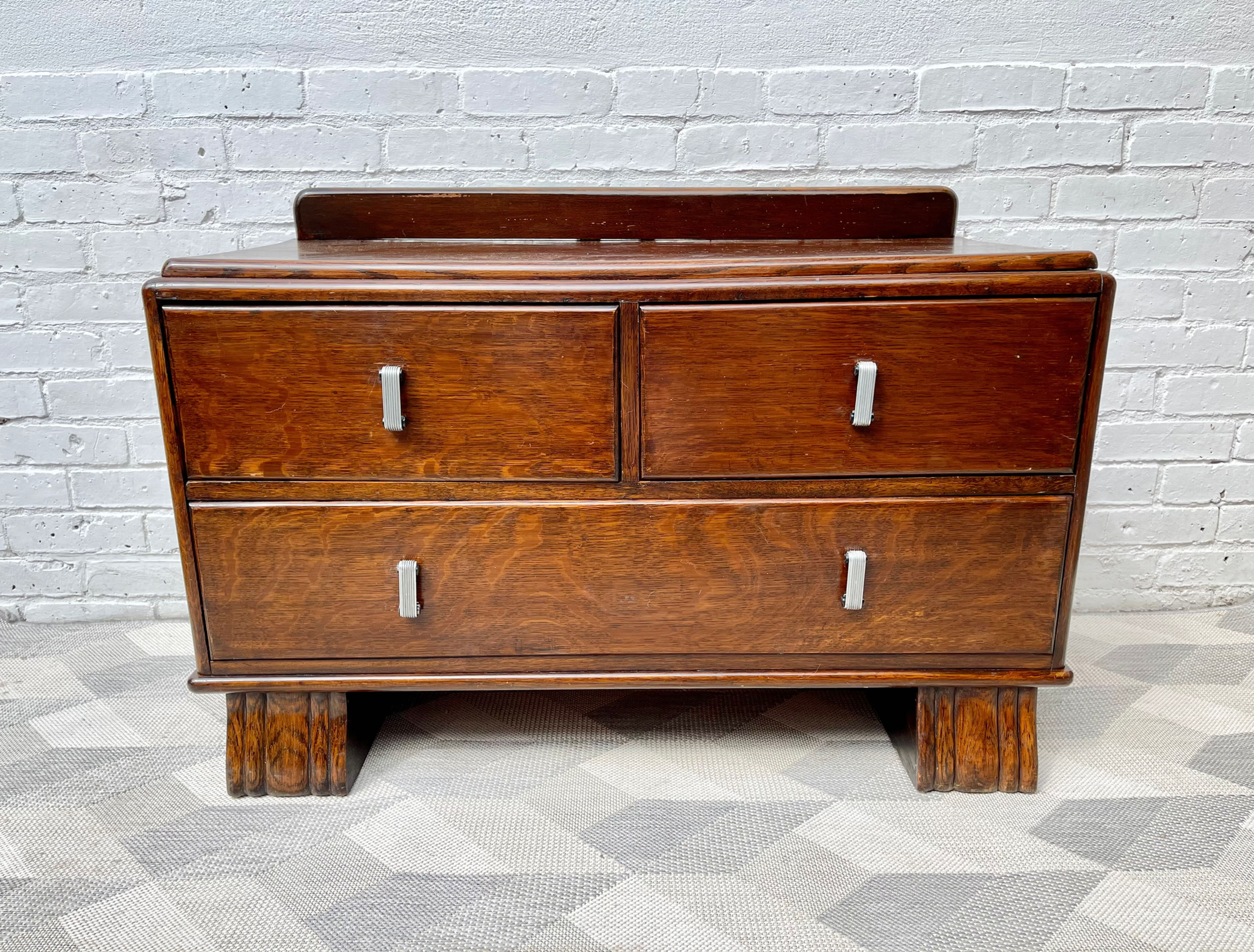 Vintage Art Deco Chest of Drawers Sideboard