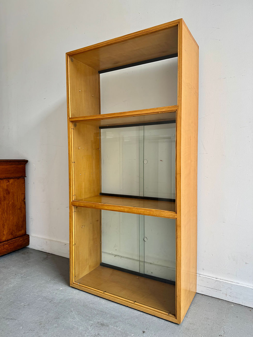 Thumbnail: Mid Century Glass Display Cabinet left side