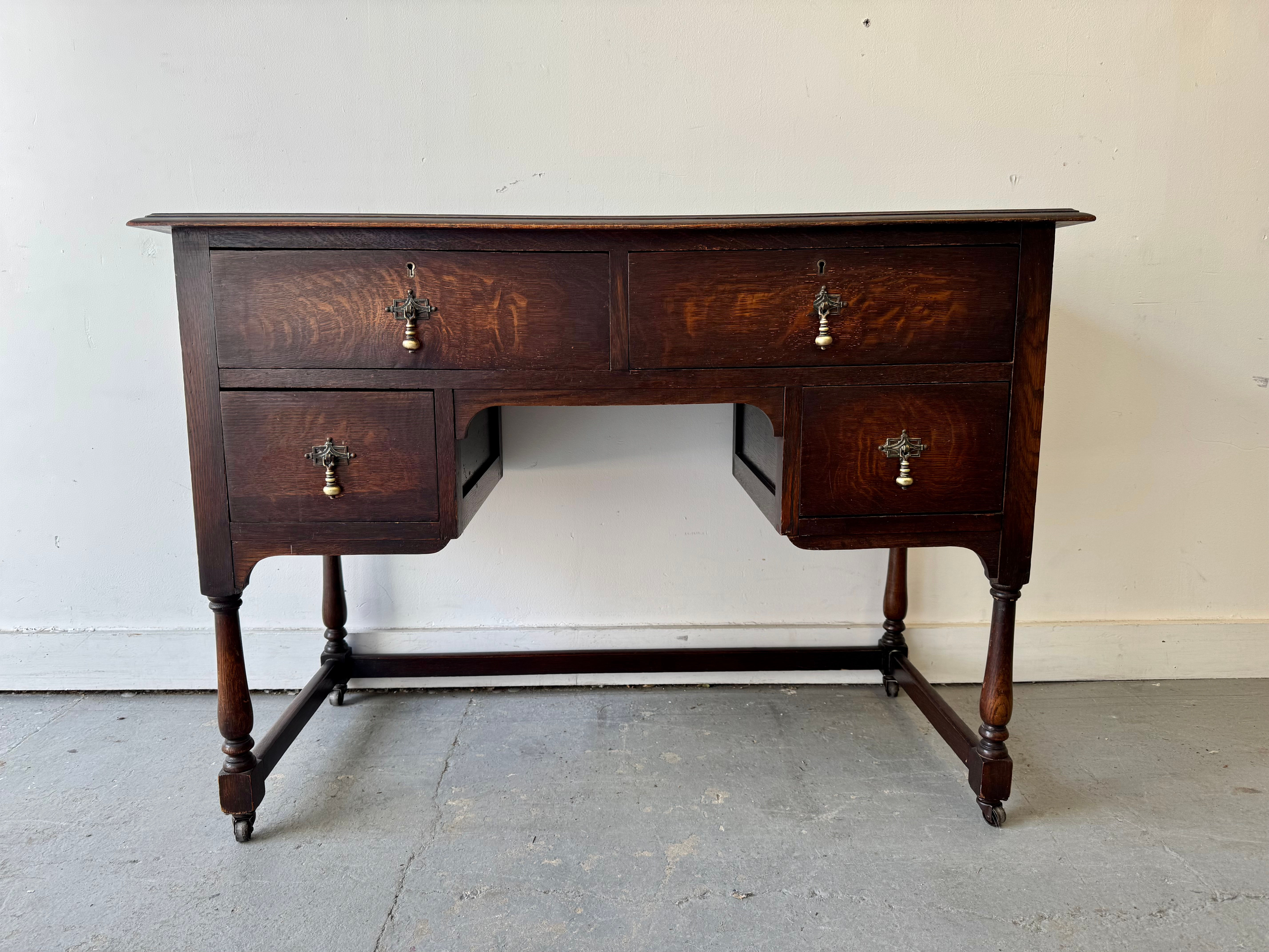 Vintage Oak Dressing Table with Drawers