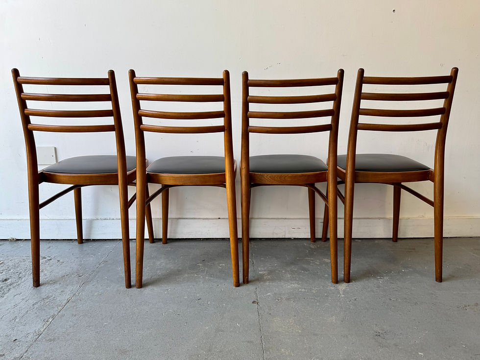 Miniatura: Vintage Dining Chairs with Black Vinyl Set of 4 backs