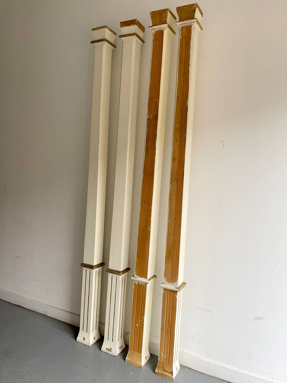 Miniatura: 4 x Large Wooden Bed Posts Plinths Columns