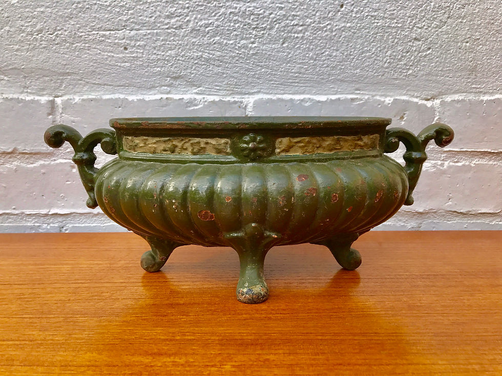 Cast Iron Decorative Urn Planter Vase #391