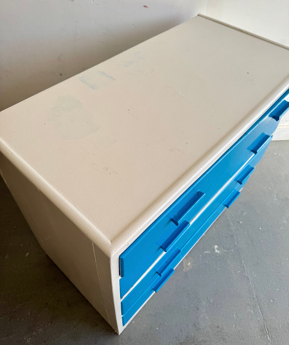 Miniatura: Vintage Chest of Drawers Painted Blue