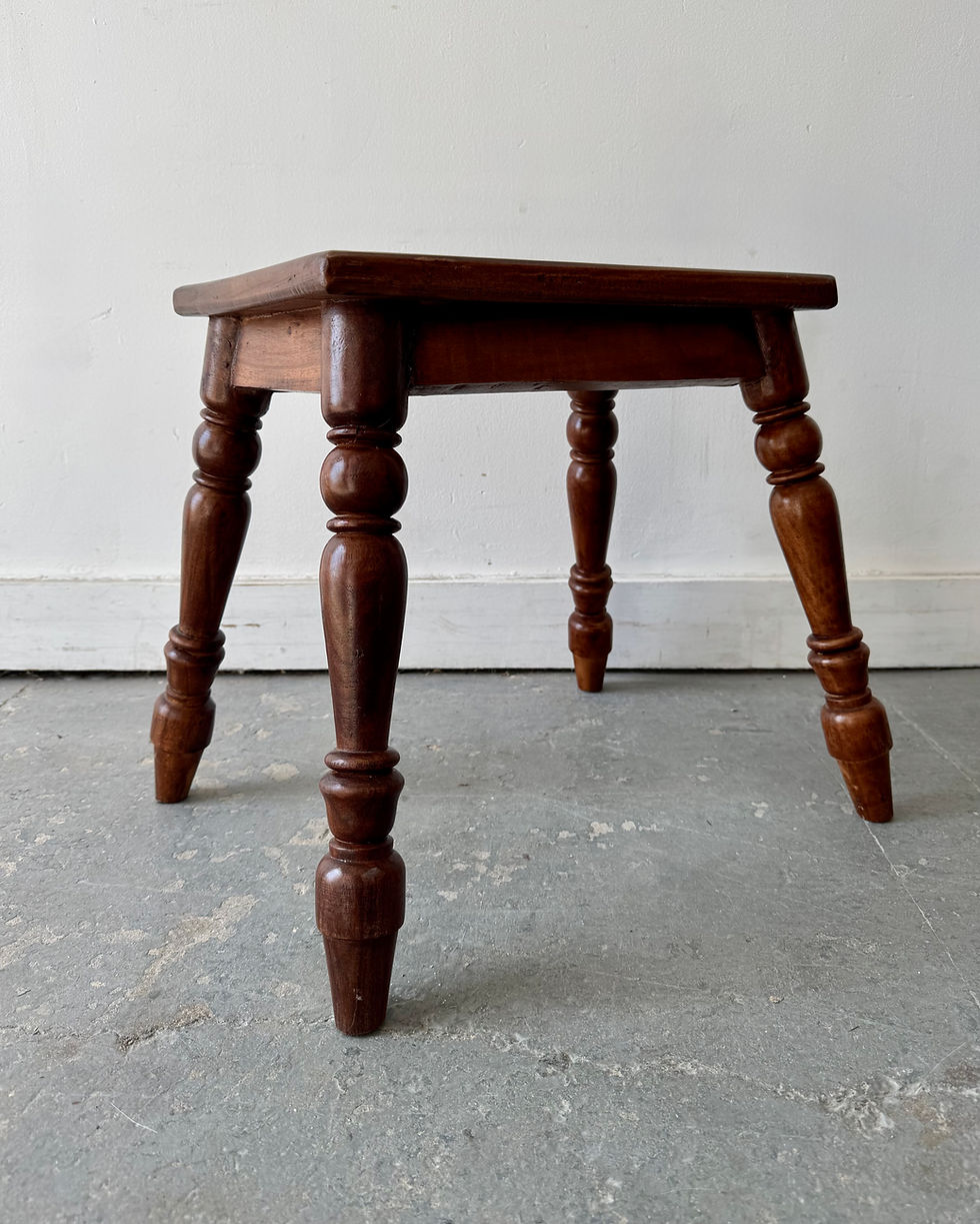 Miniatura: Traditional Wooden Stool