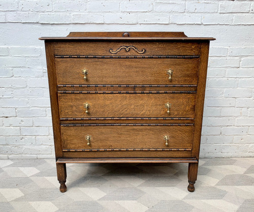 Vintage Chest of Bedroom Drawers #D457 | Design by Davies