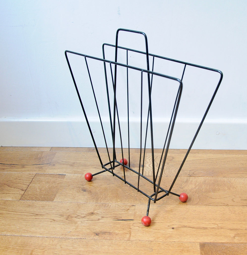 Miniature : METAL MAGAZINE RACK