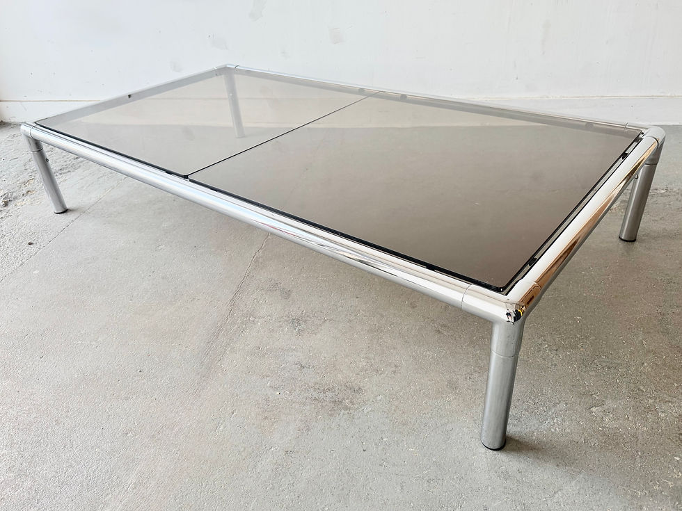 Miniatura: Large Smoked Glass Coffee Table by Rodney Kinsman OMK left corner