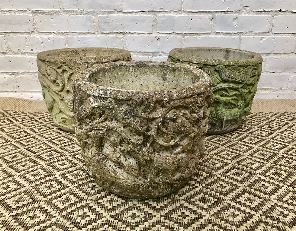 Miniatura: SET OF 3 GARDEN URN POTS