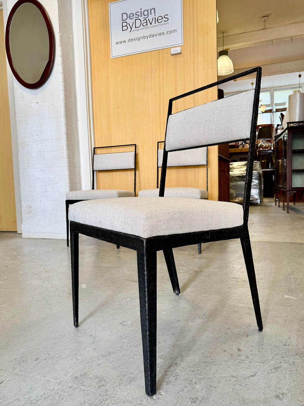 Miniatura: Contemporary Metal Upholstered Dining Chair studio