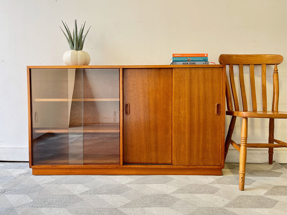 Miniatura: Vintage Sideboard Display Cabinet