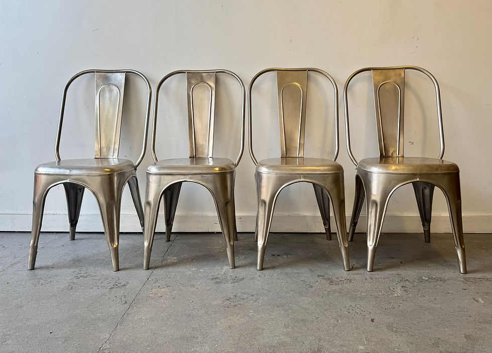Miniatura: Metal Industrial Tolix Style Dining Chairs