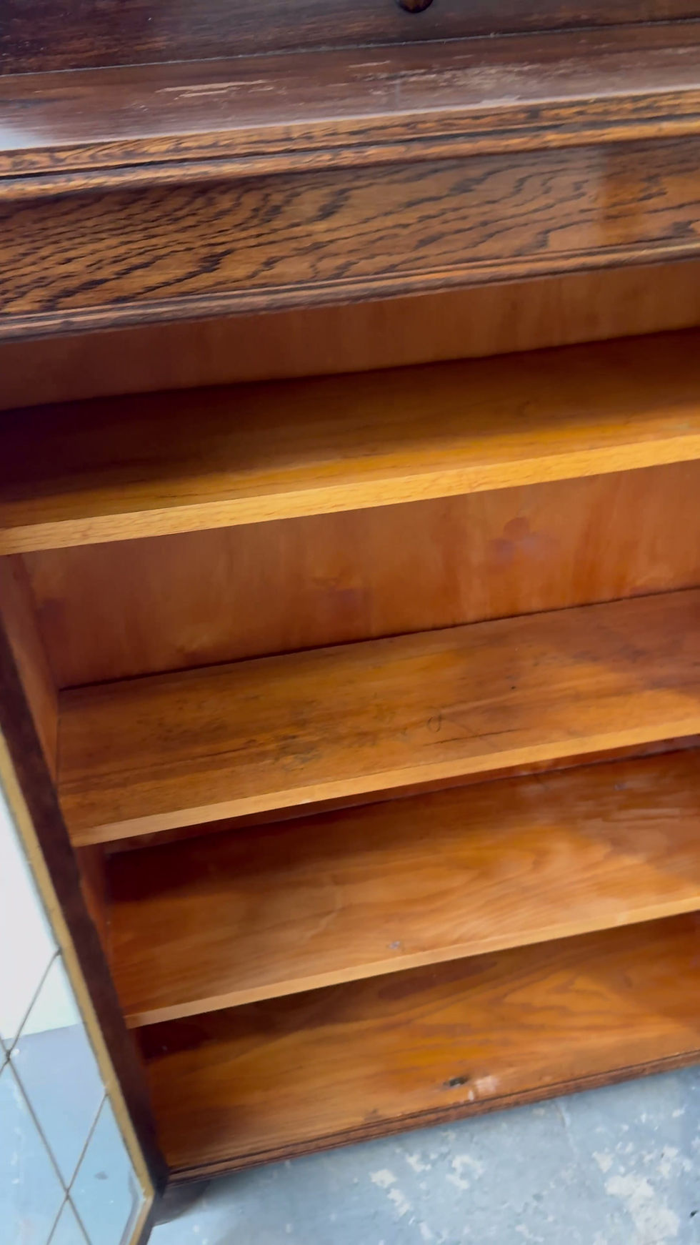 Miniatura: Vintage Glass Bookcase Cabinet