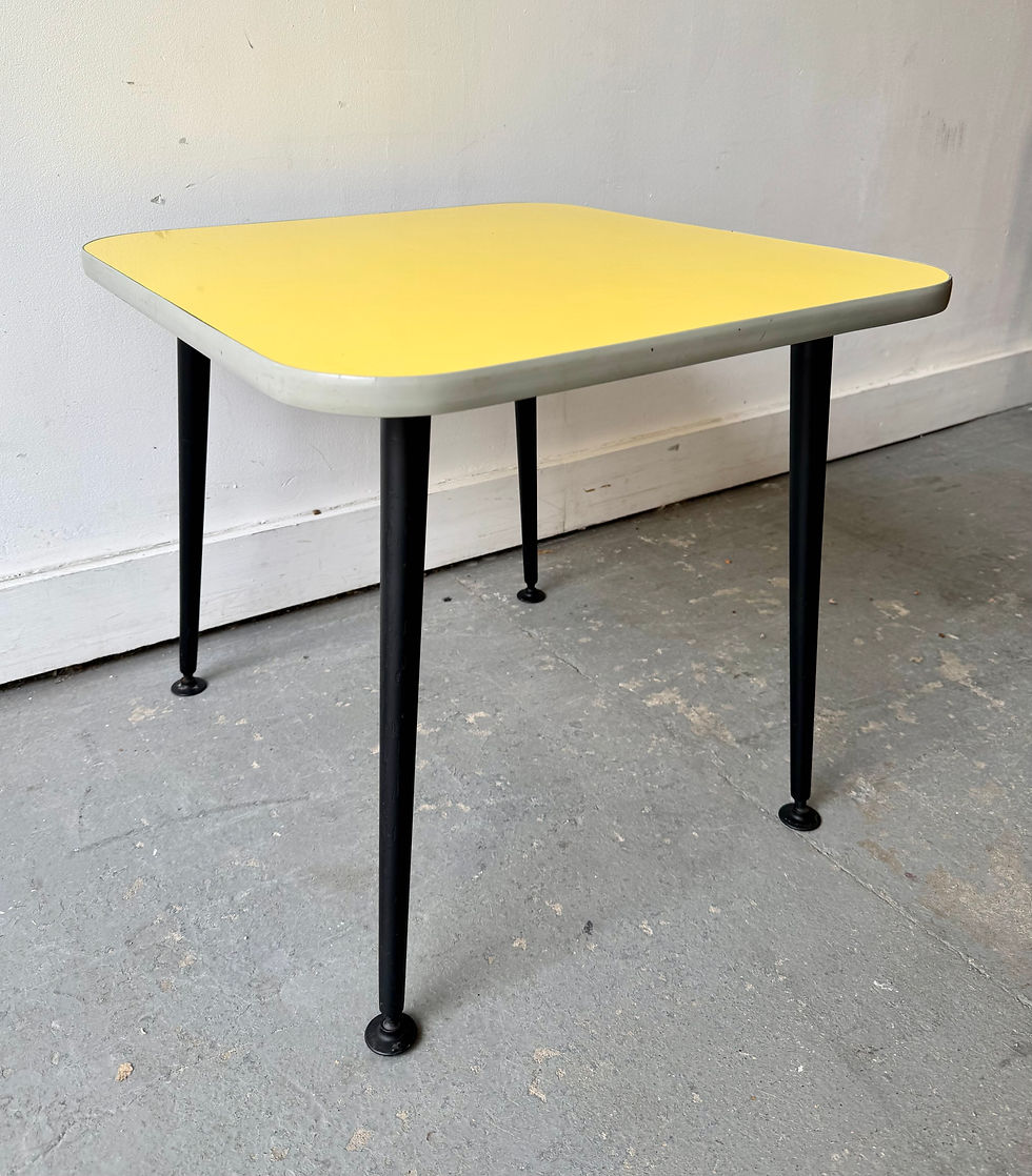 Miniatura: Vintage Formica Side Table Yellow left side