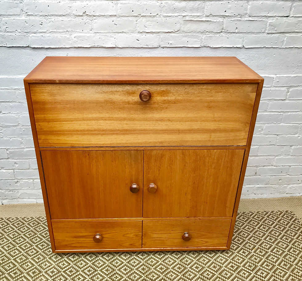 VINTAGE SIDEBOARD BUREAU