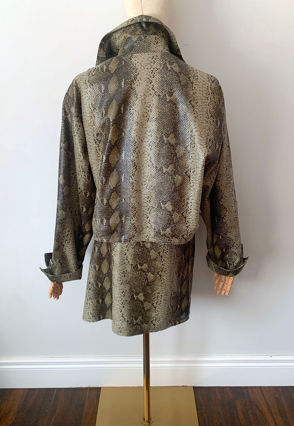 Thumbnail: Vintage Glossy Faux Snakeskin Belted Jacket