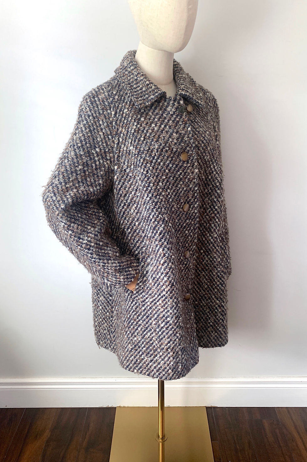 Thumbnail: Vintage 100% Pure Wool Collared Tweed Coat