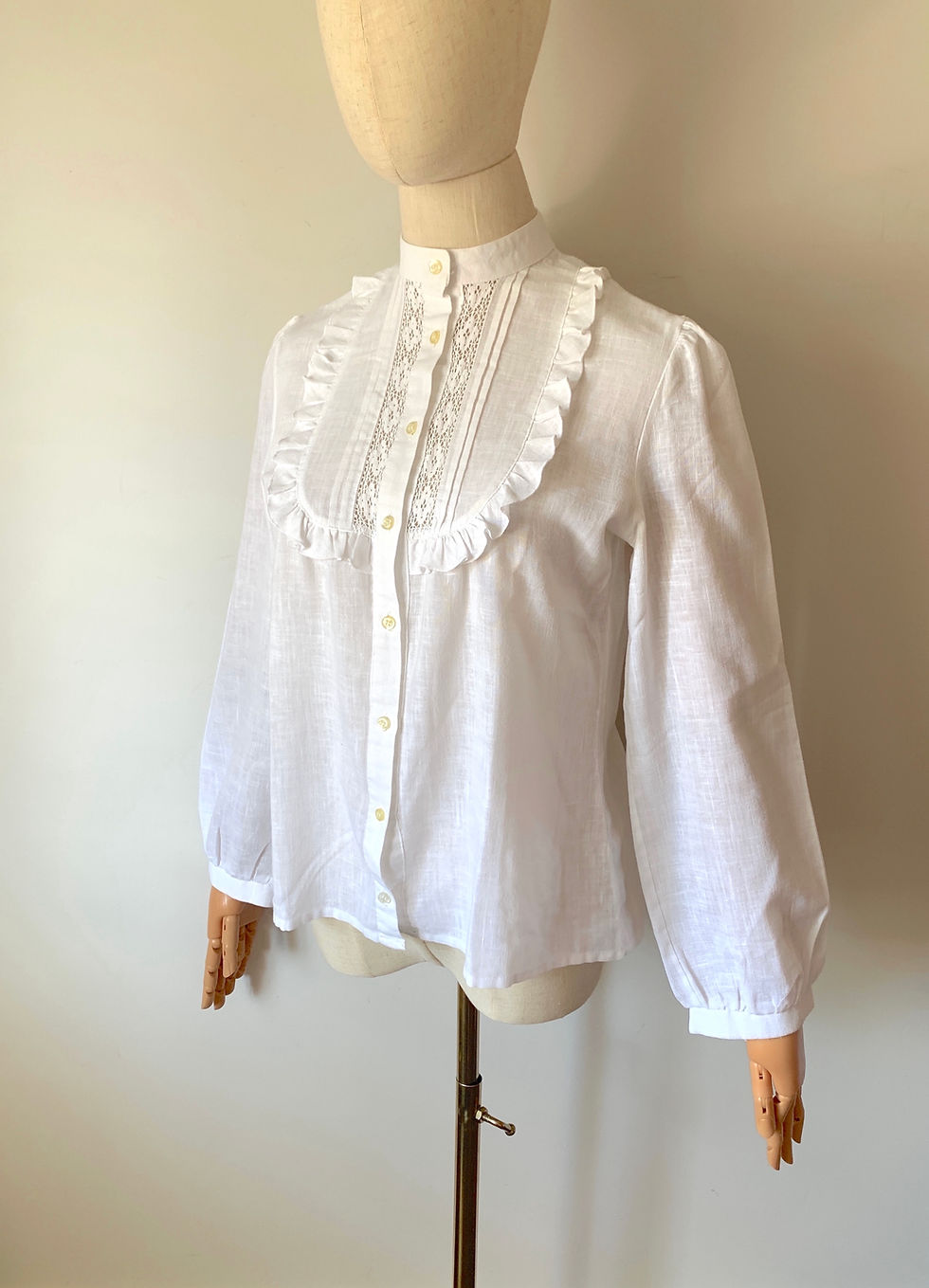 Thumbnail: Vintage Pure COTTON Muslin Lace & Ruffle Blouse